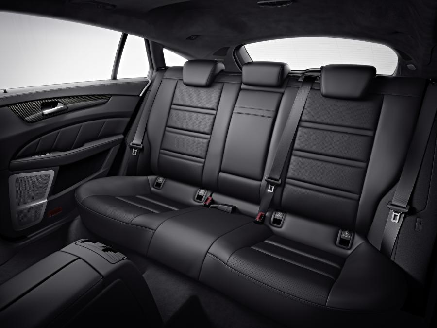  Mercedes-Benz CLS63 Shooting Brake AMG 4Matic 2013 года  (фото 2 из 6)
